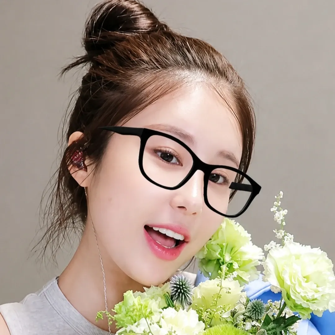 Foto terbaru dari Kim Soyou