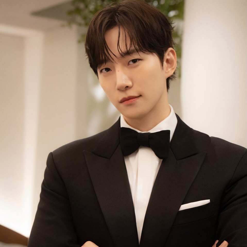 Foto kegiatan terbaru dari Lee Junho