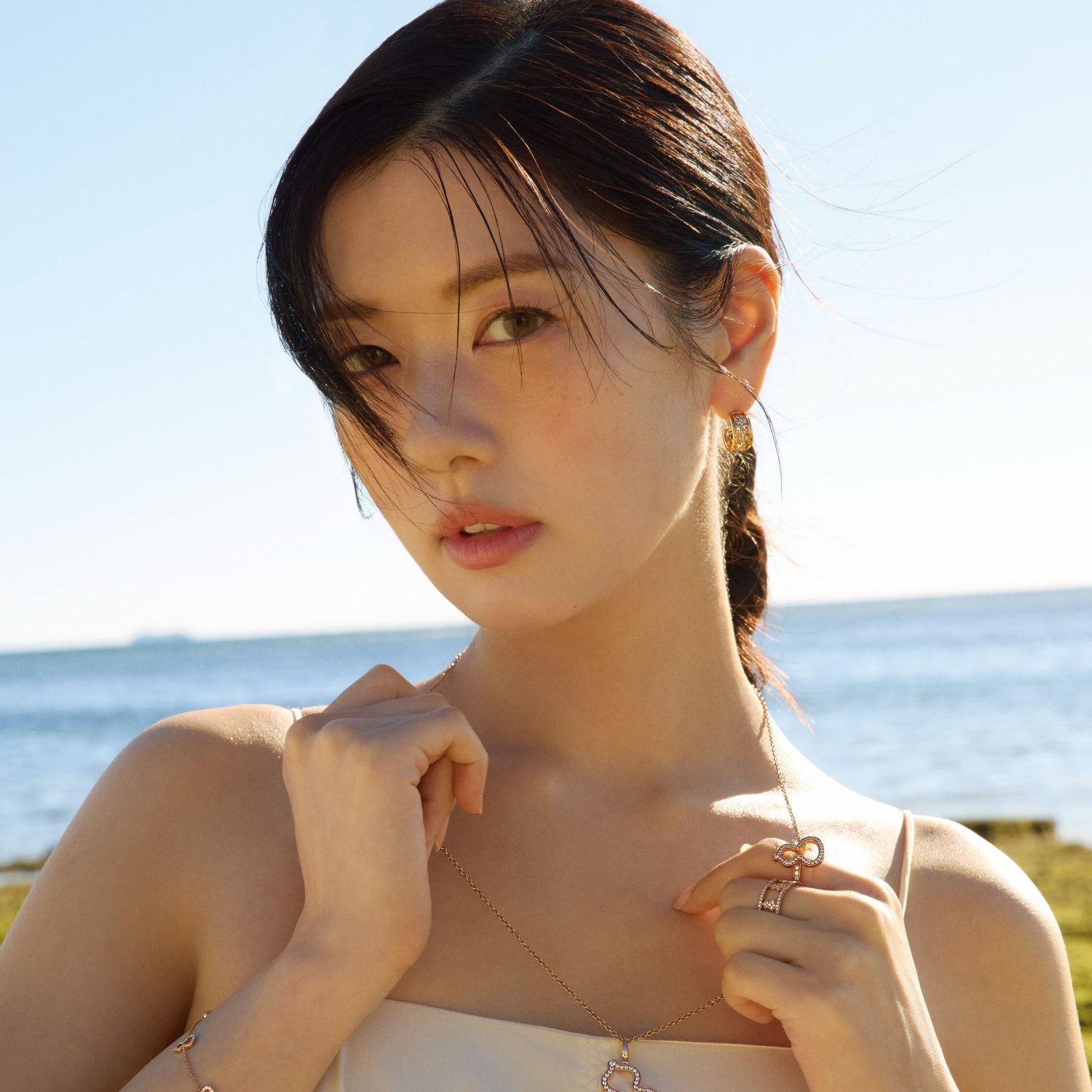 Behind-the-scenes cut of Jung Somin