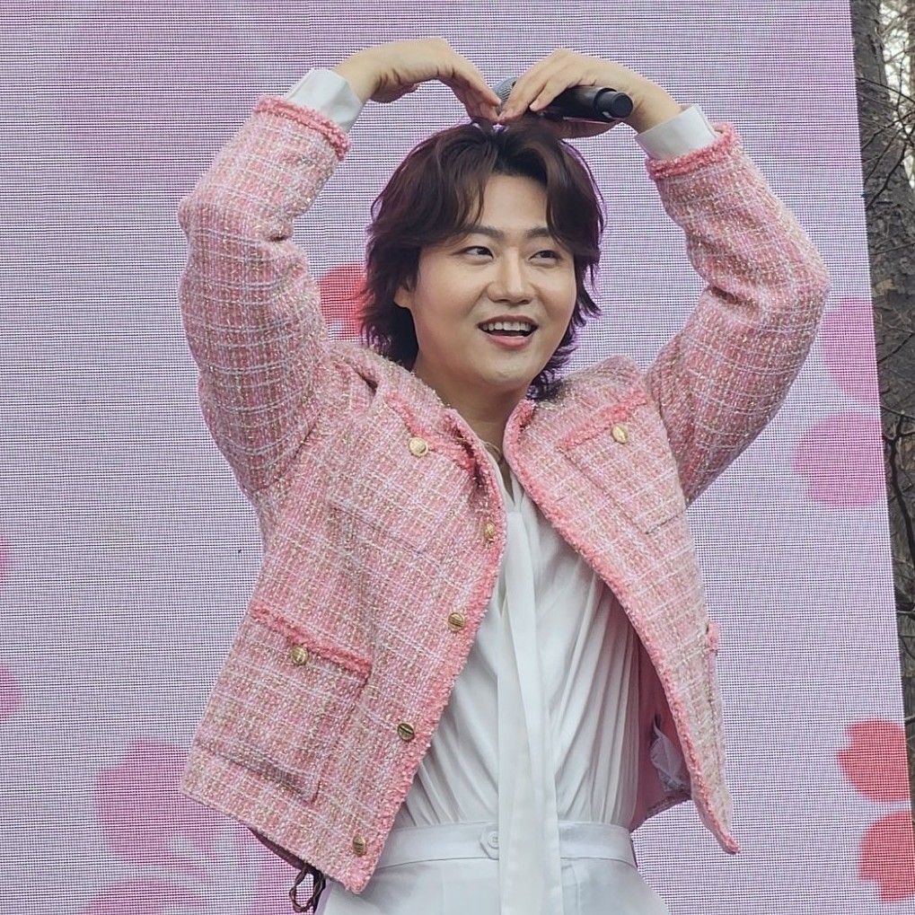 Recent activity shot of Min Soohyun