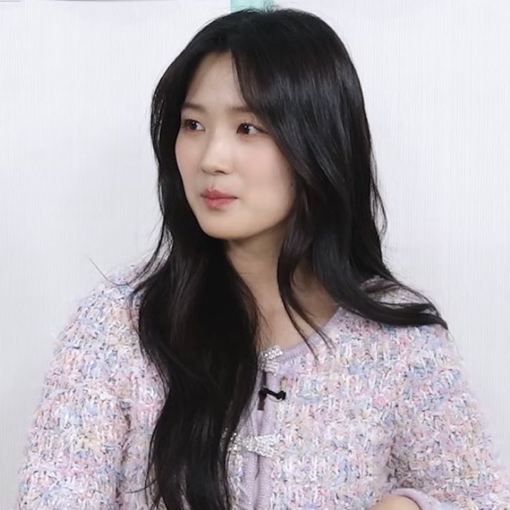 A moment captured by a fan of Kim Hyeyoon