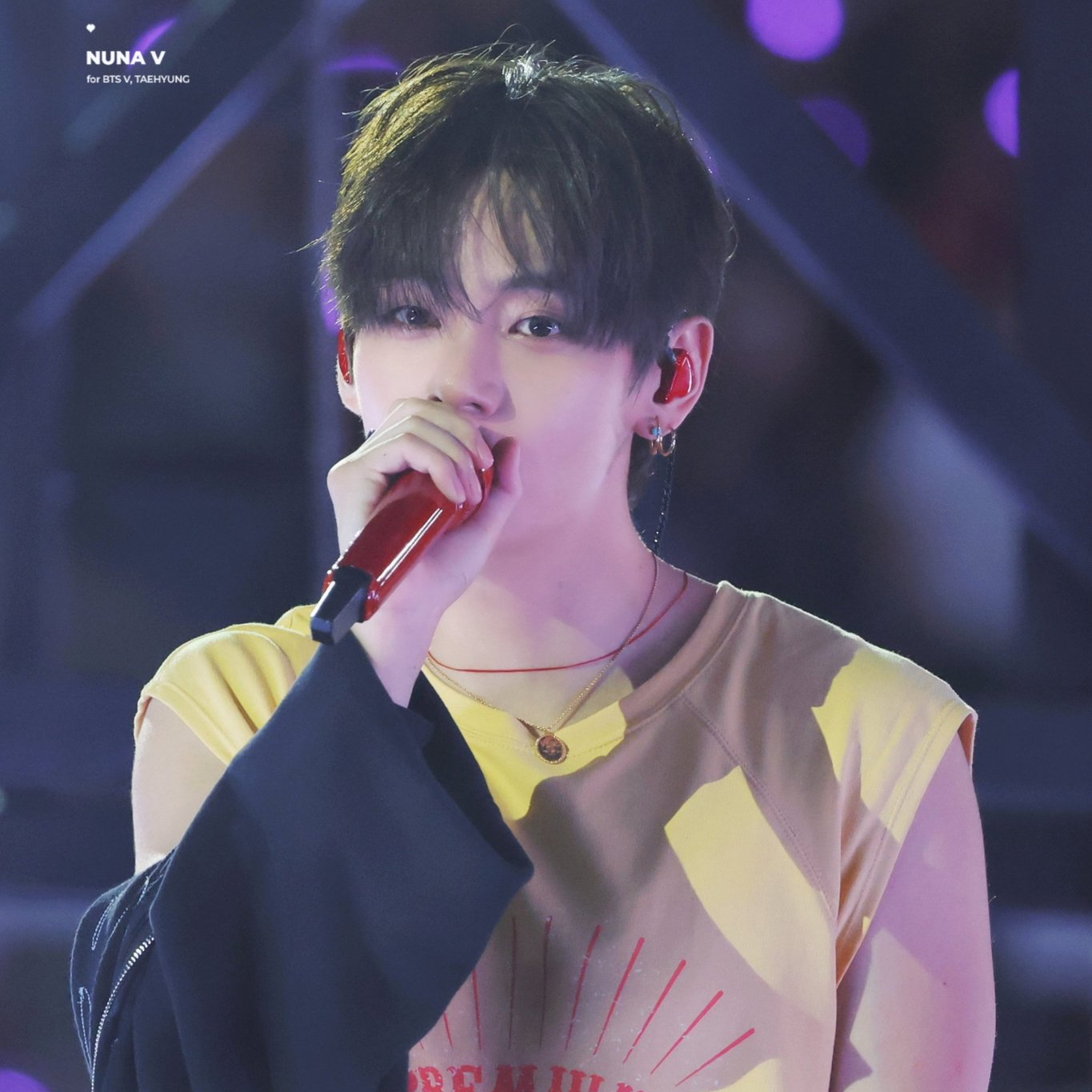 Recent activity shot of Kim Taehyung (V)