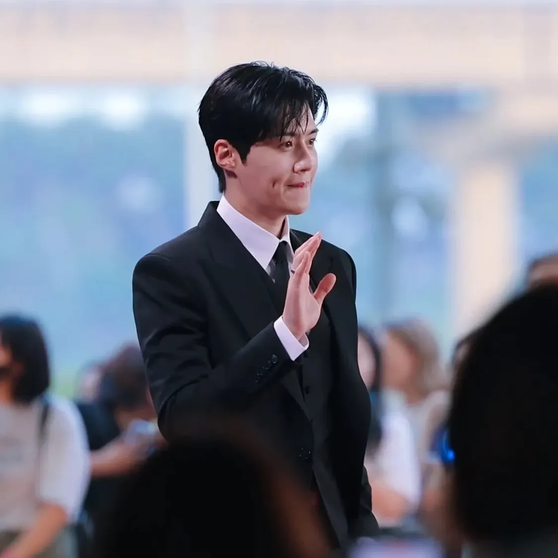 김선호의 비하인드 컷
