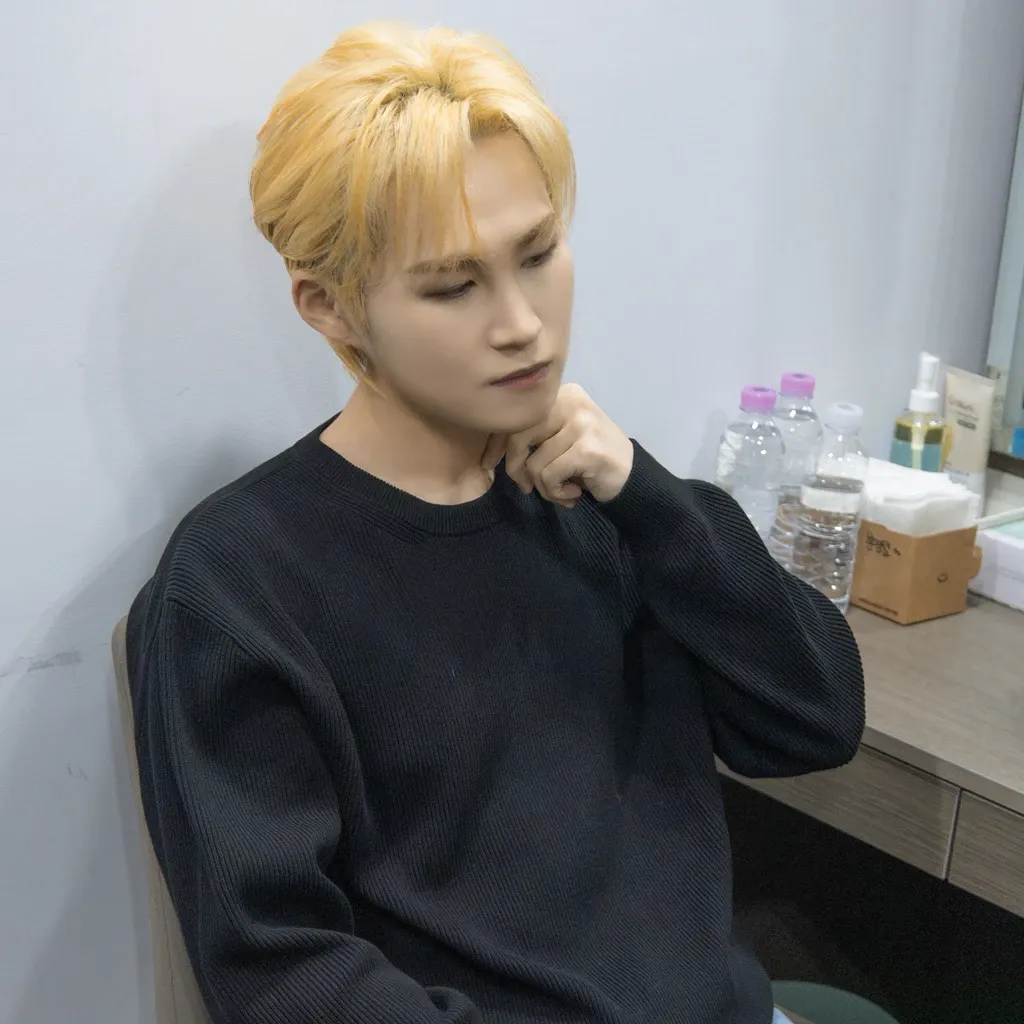 Cuplikan di balik layar dari Kim Heejae