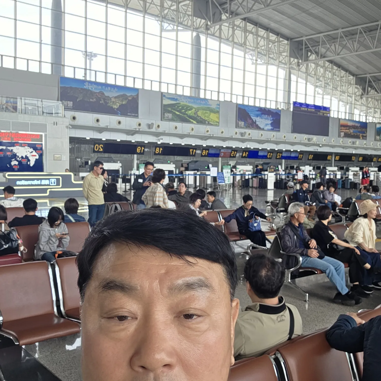 李灿元的最新照片