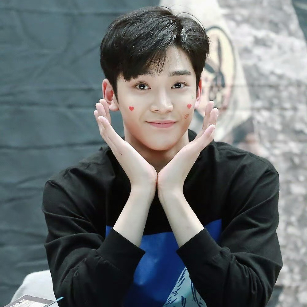 Cuplikan di balik layar dari Rowoon