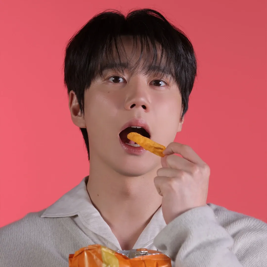 Latest photo of Lee Junyoung