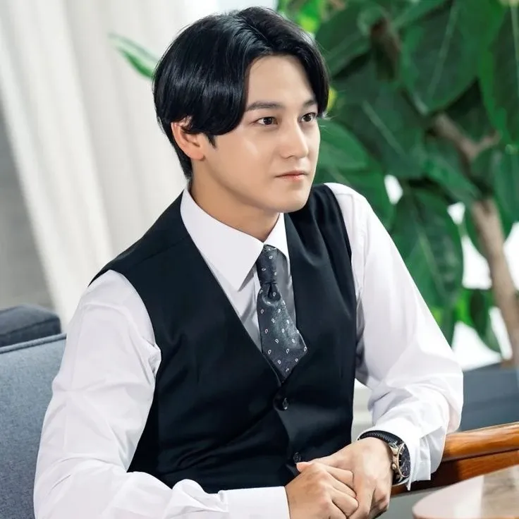 Latest photo of Kim Bum