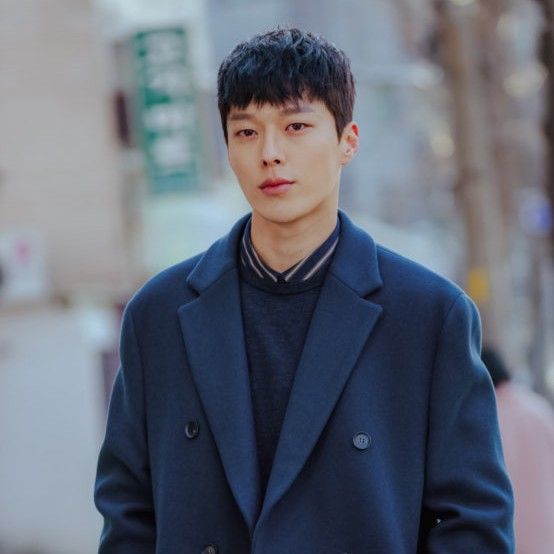 장기용의 최신 사진