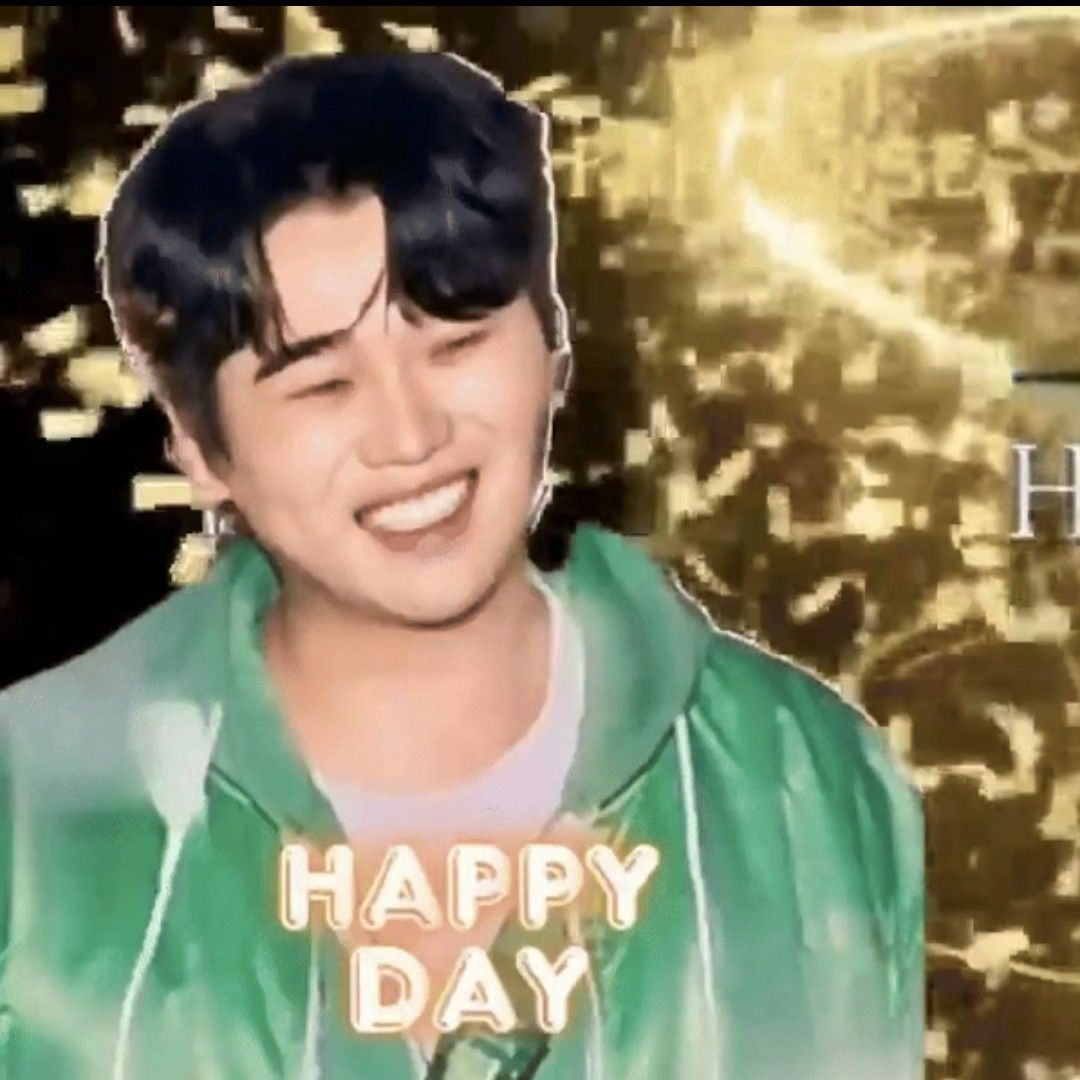 A moment captured by a fan of Hwang Youngwoong