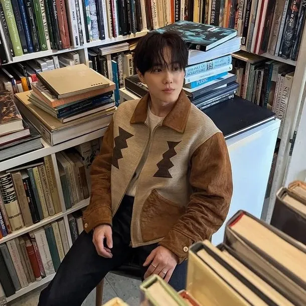 Behind-the-scenes cut of Suho