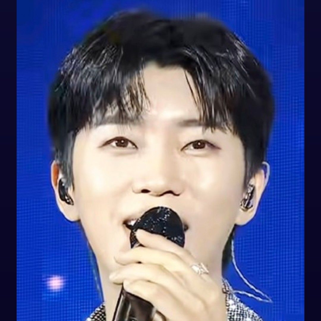 Foto kegiatan terbaru dari Lim Youngwoong