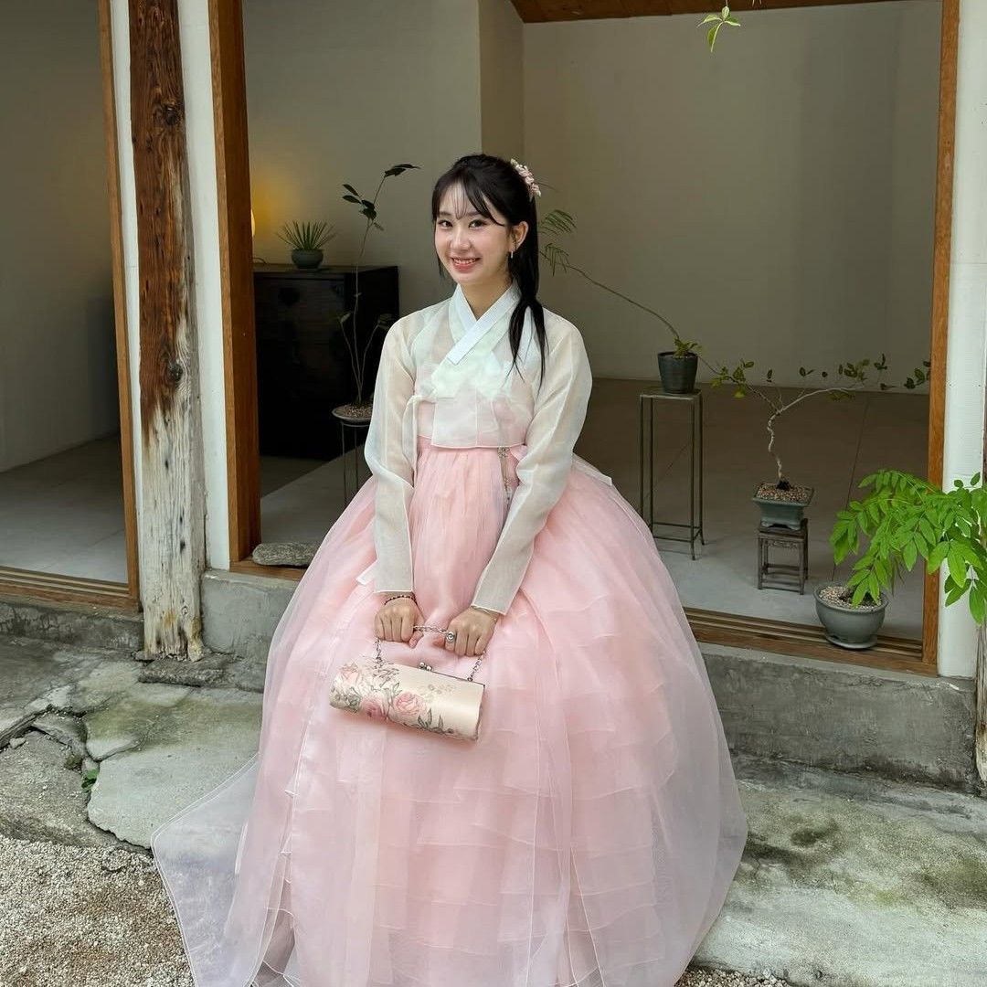 Foto terbaru dari Jeon Yujin