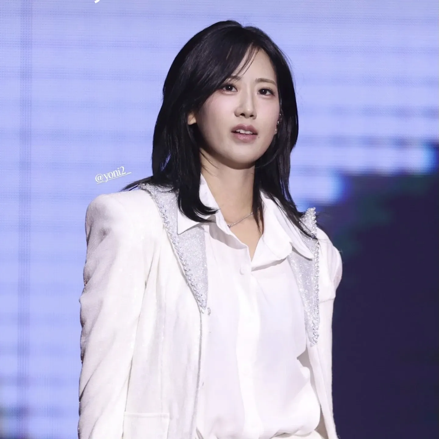 Behind-the-scenes cut of Kang Hyeyeon