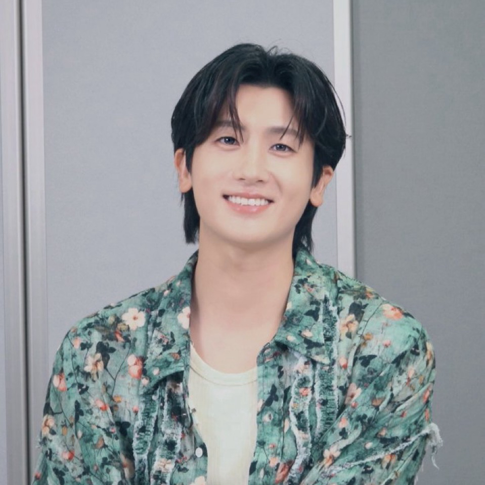 Latest photo of Park Hyungsik