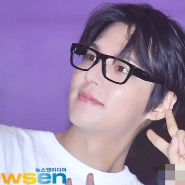 Recent activity shot of Lee Minho