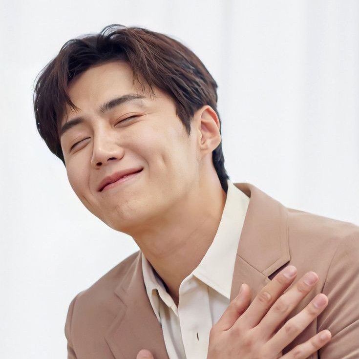 Latest photo of Kim Seonho