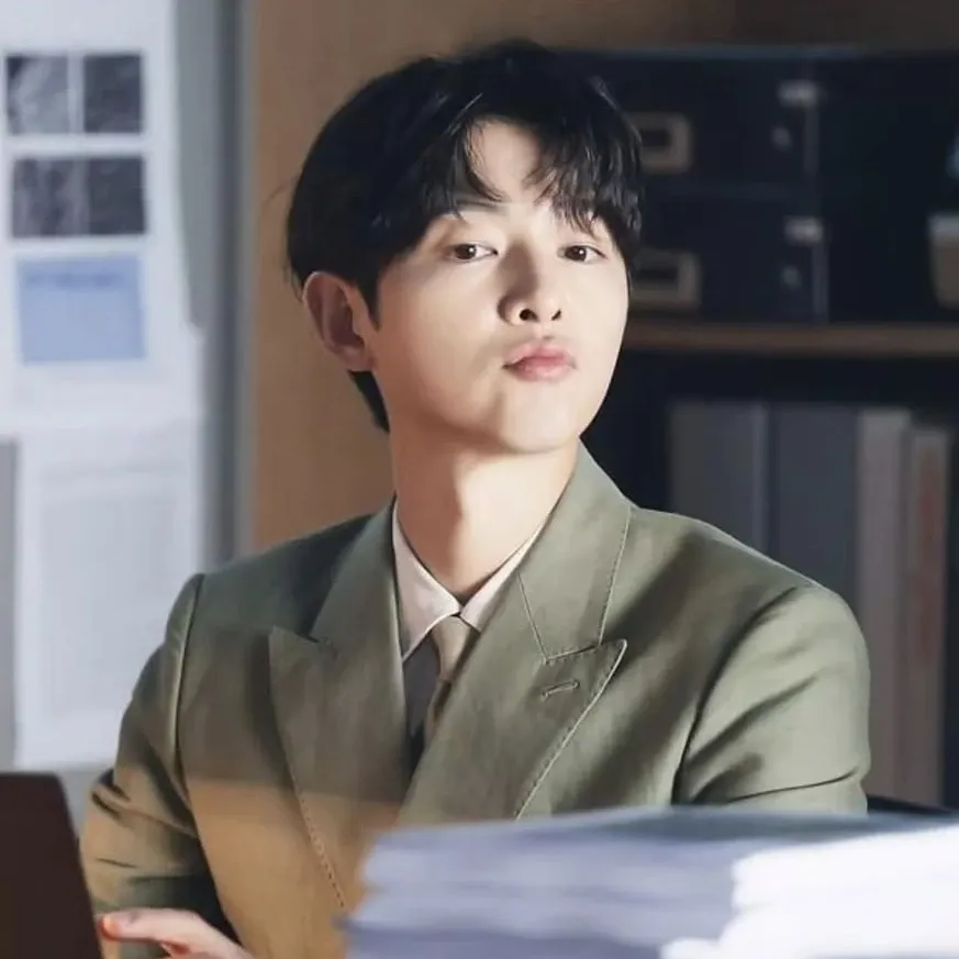 Latest photo of Song Joongki