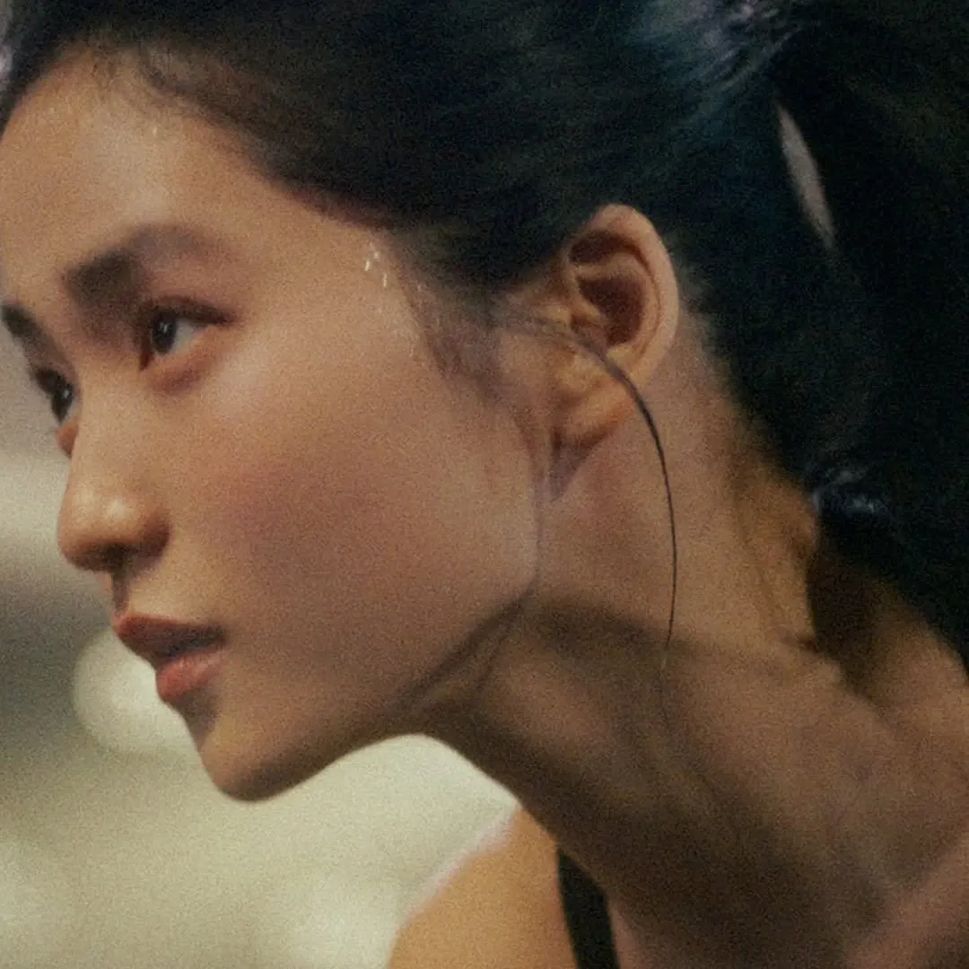 A moment captured by a fan of Kim Taeri