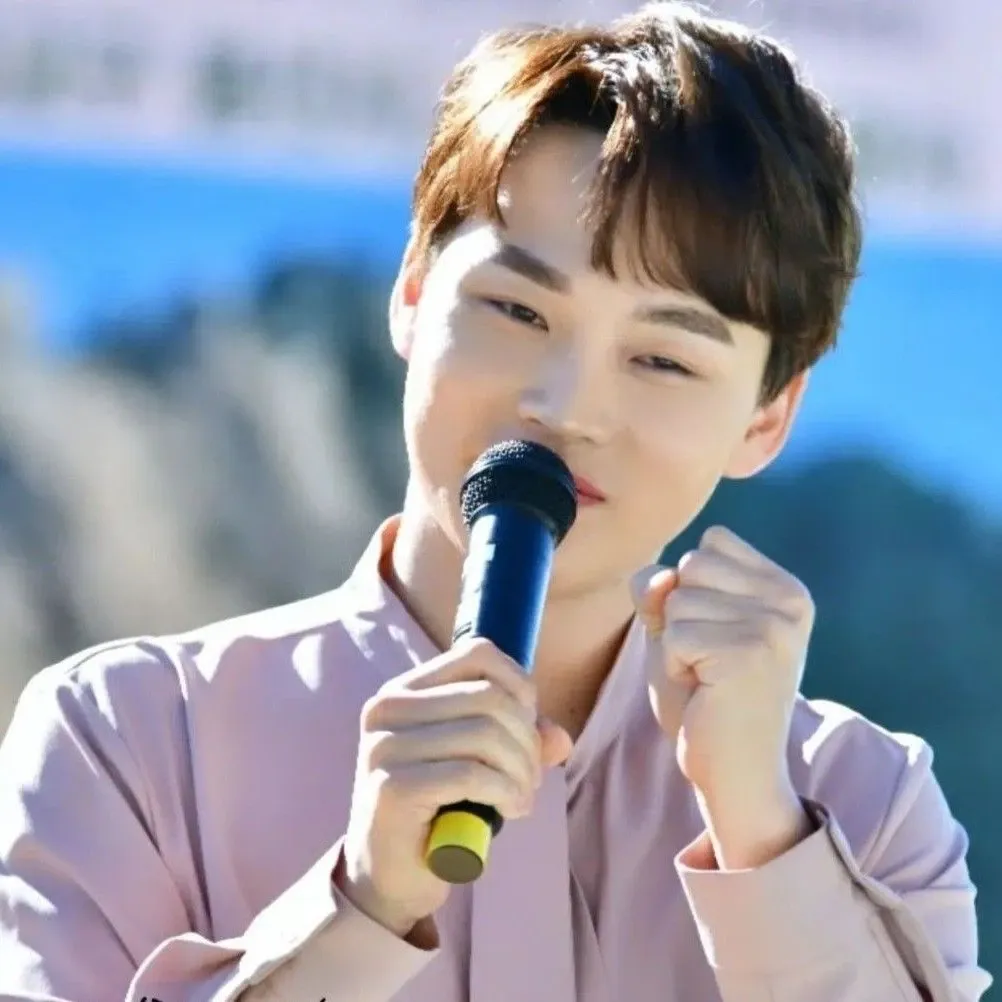박서진의 비하인드 컷