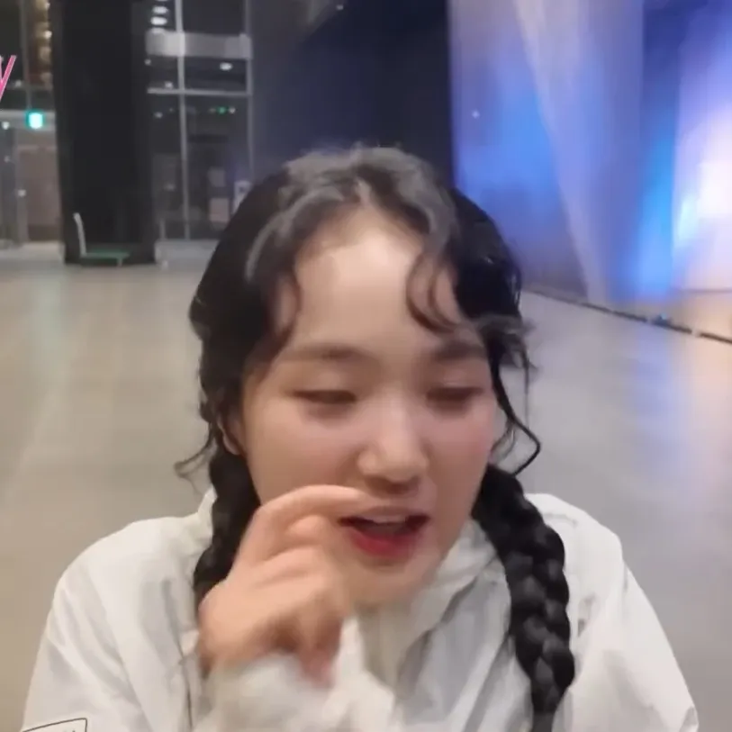 Behind-the-scenes cut of Kim Taeyeon