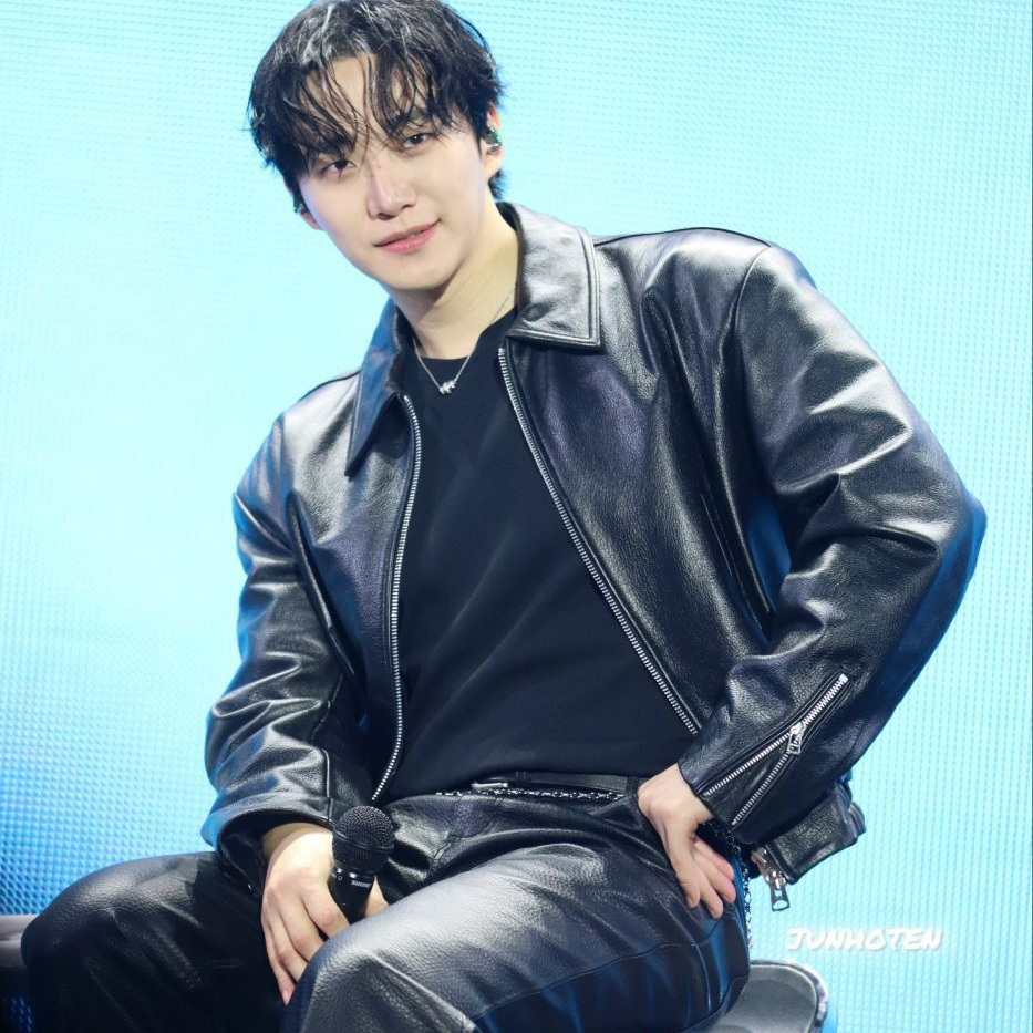 粉絲拍下的李俊昊瞬間