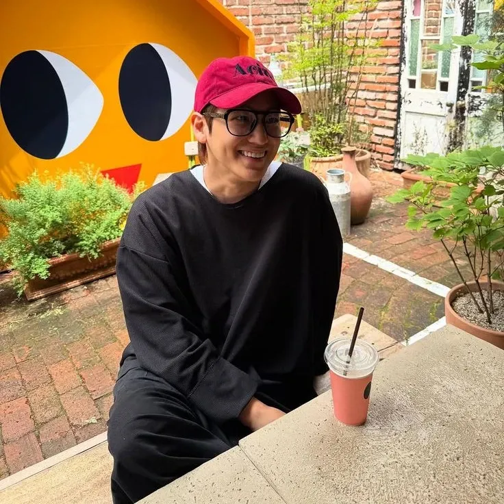 Recent activity shot of Kim Bum