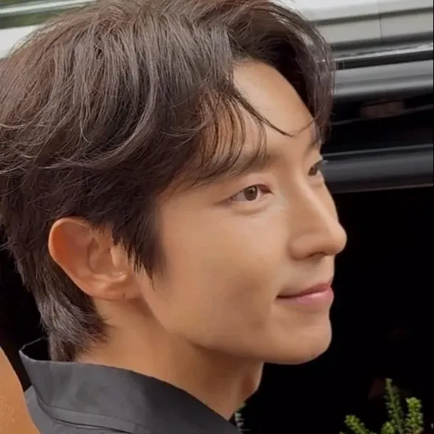 이준기 최근 활동샷