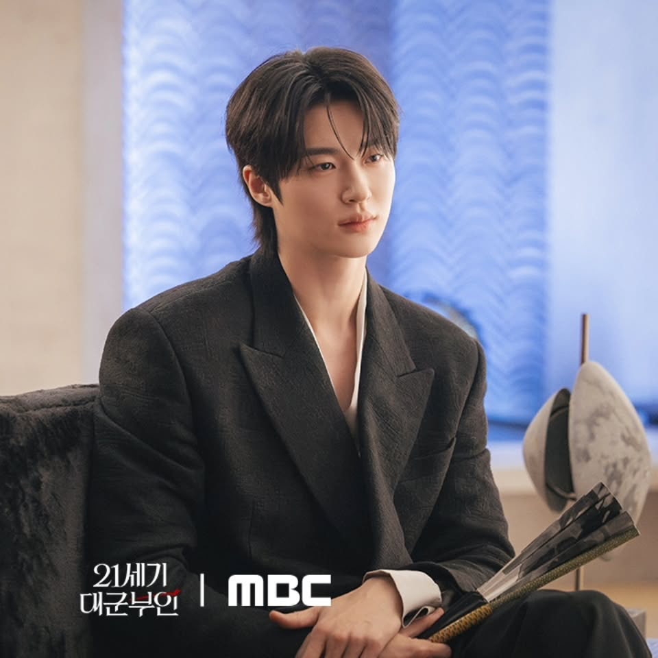 변우석의 비하인드 컷