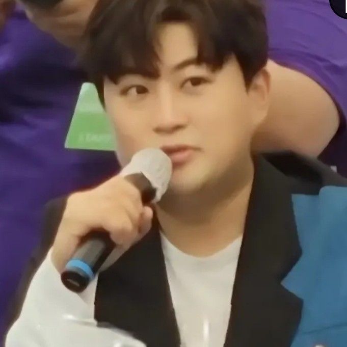 金浩中的最新照片