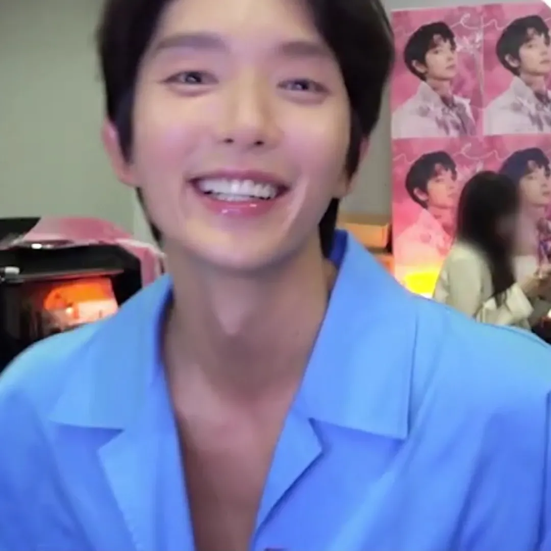 Foto terbaru dari Lee Joongi