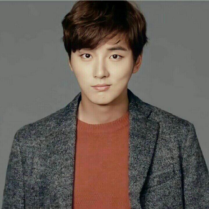 Behind-the-scenes cut of Yoon Shiyoon