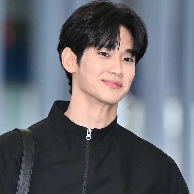 Behind-the-scenes cut of Kim Soohyun