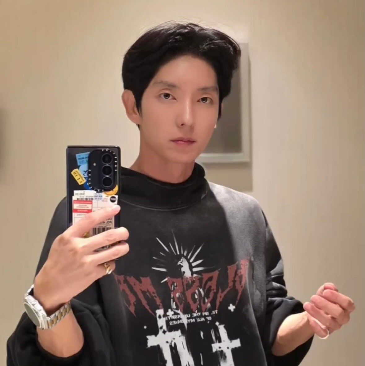 Recent activity shot of Lee Joongi