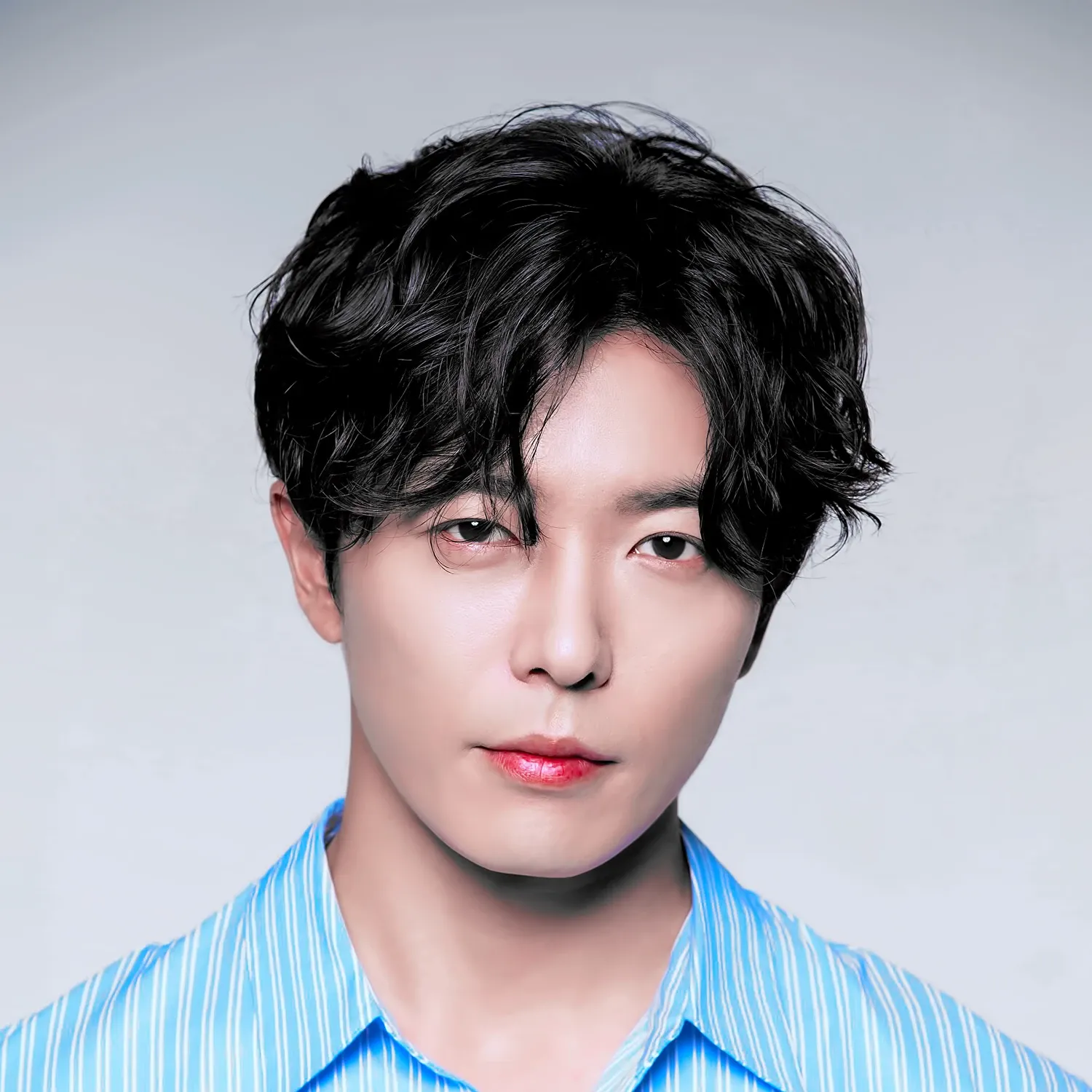 キム・ジェウクの最近の活動ショット