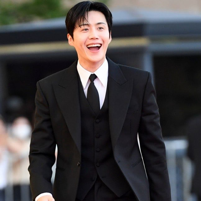 김선호의 최신 사진