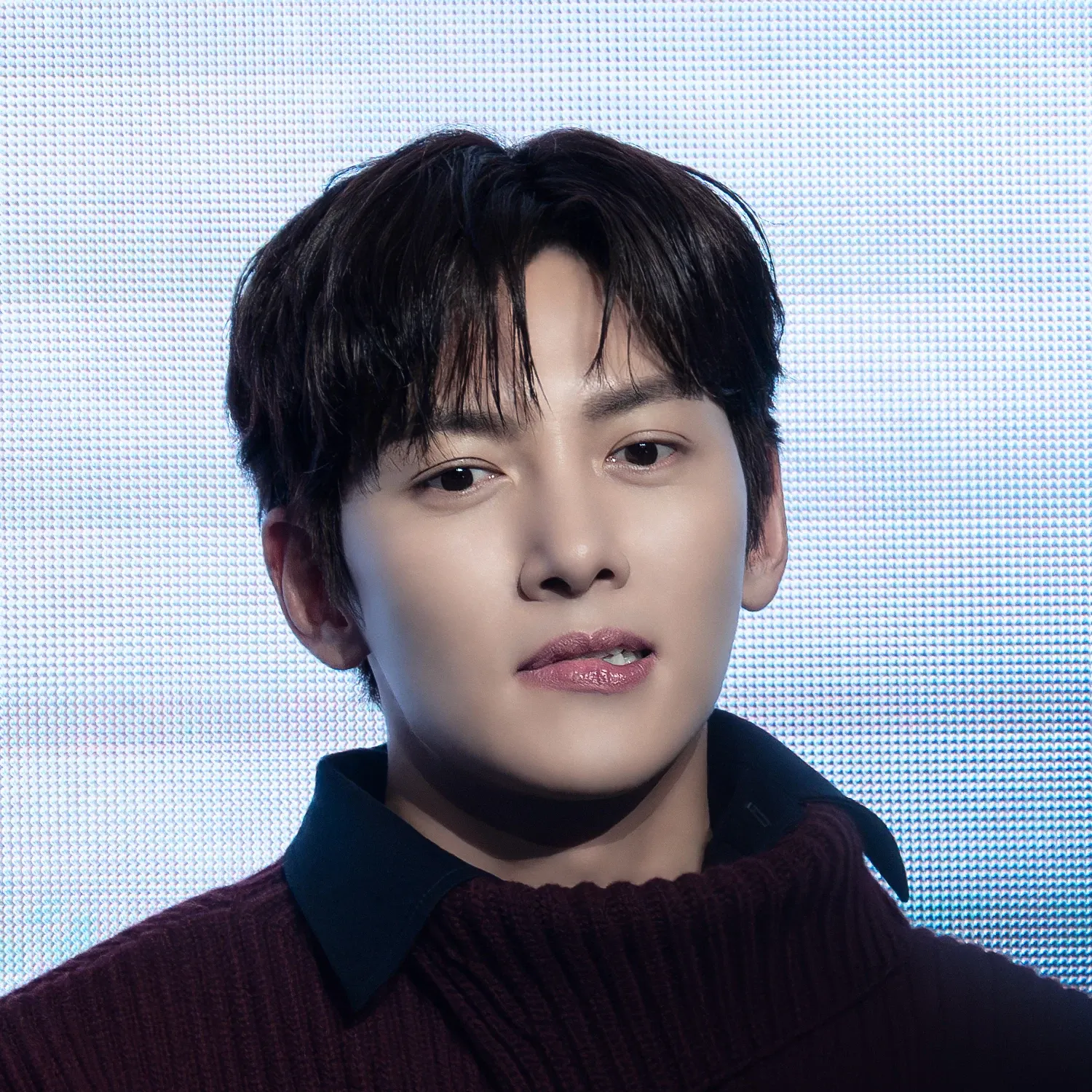 Behind-the-scenes cut of Ji Changwook