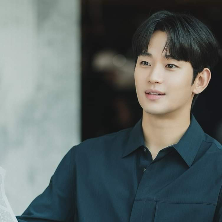 Recent activity shot of Kim Soohyun