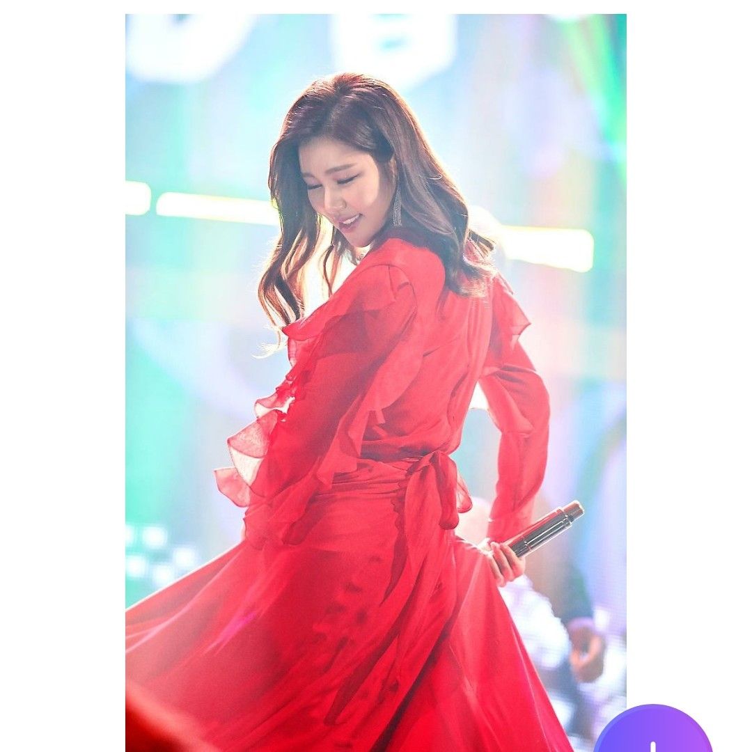 ソン・ガインの最近の活動ショット