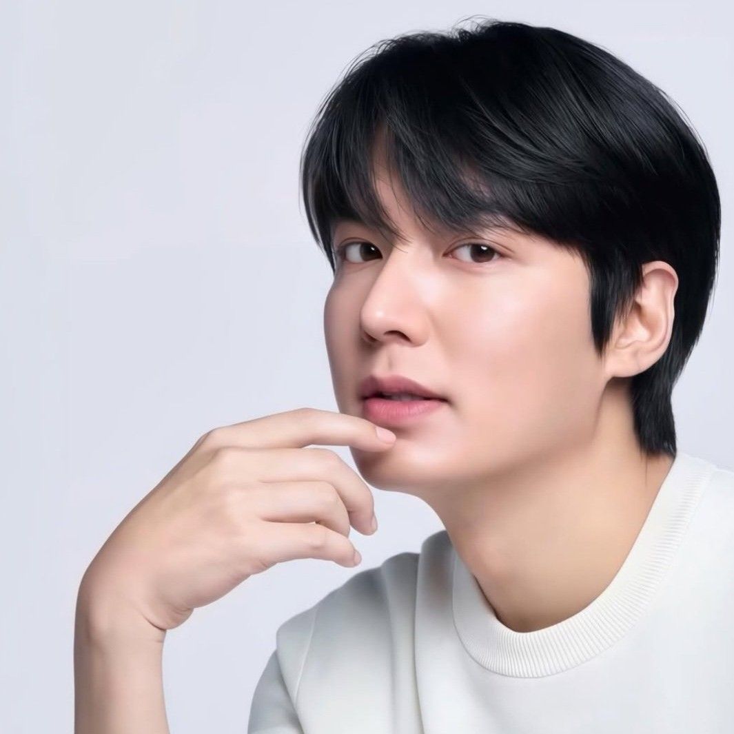 粉丝拍下的李敏镐瞬间