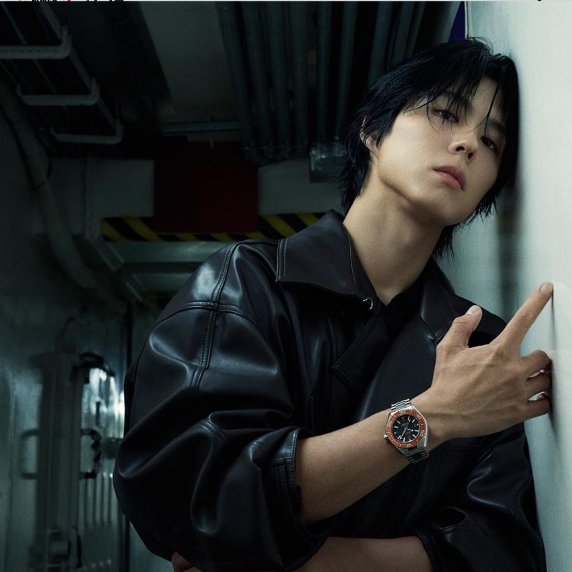 Recent activity shot of Park Bogum