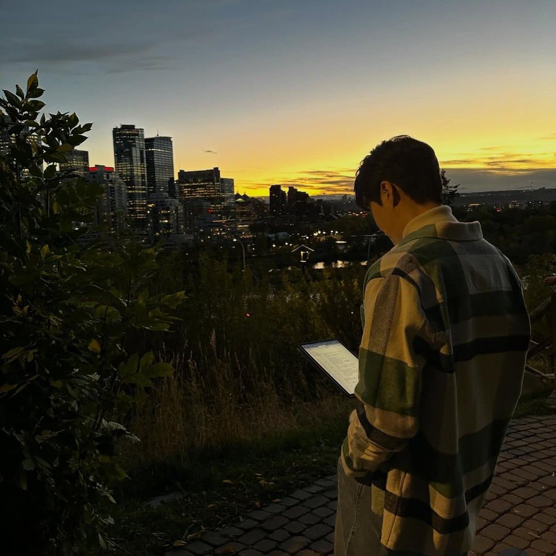 Momen yang diabadikan oleh penggemar Kim Seonho