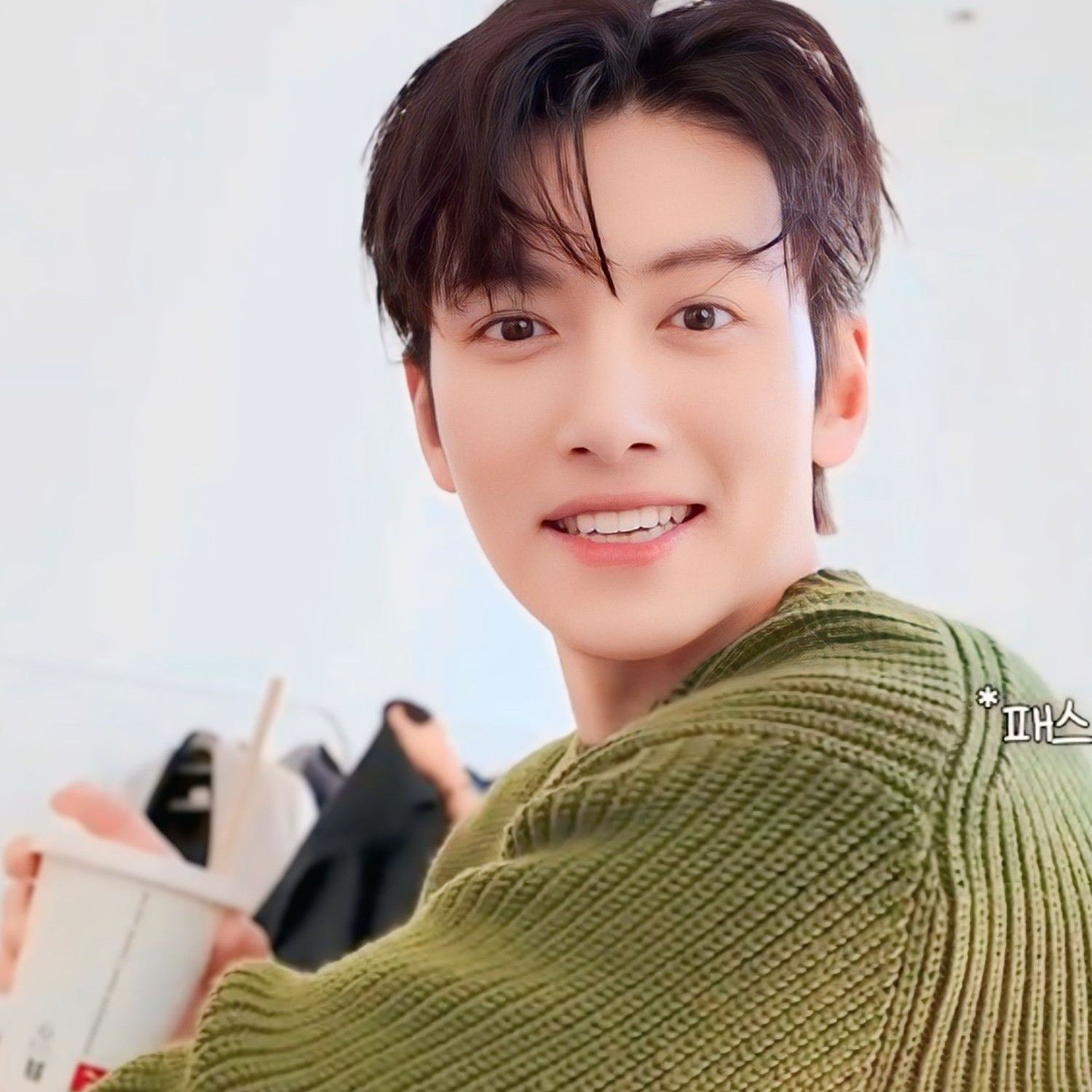 チ・チャンウクの最近の活動ショット