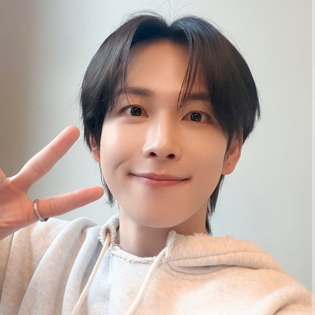 Latest photo of Yim Siwan