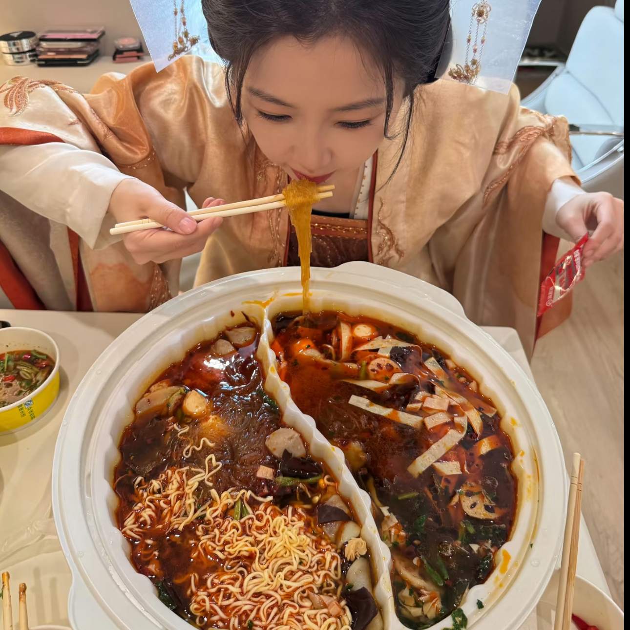 A moment captured by a fan of Esther Yu