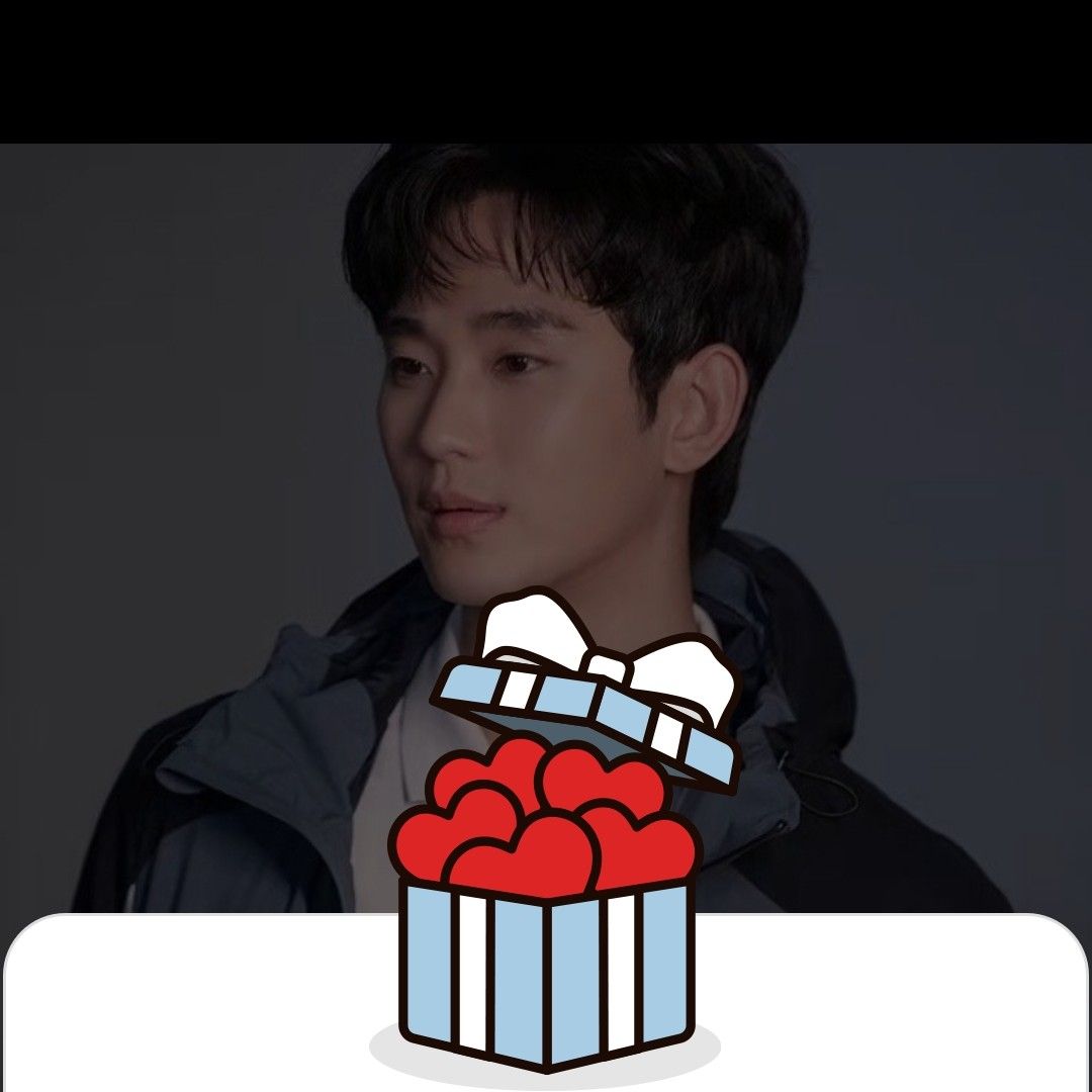 Recent activity shot of Kim Soohyun