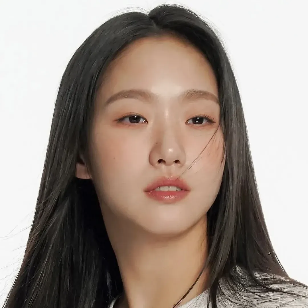 Foto kegiatan terbaru dari Kim Goeun