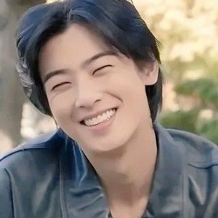 粉丝拍下的车银优瞬间