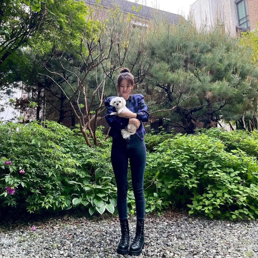 Recent activity shot of Seohyun