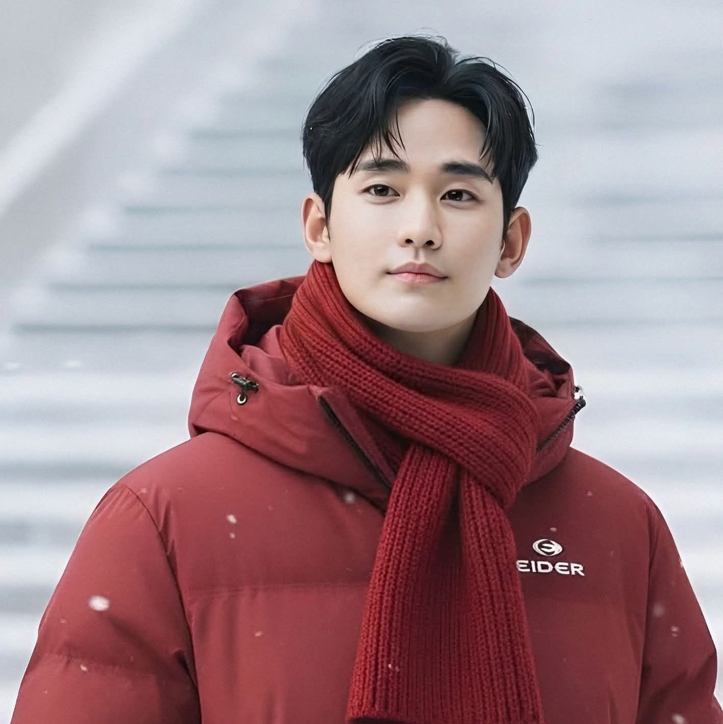 Latest photo of Kim Soohyun